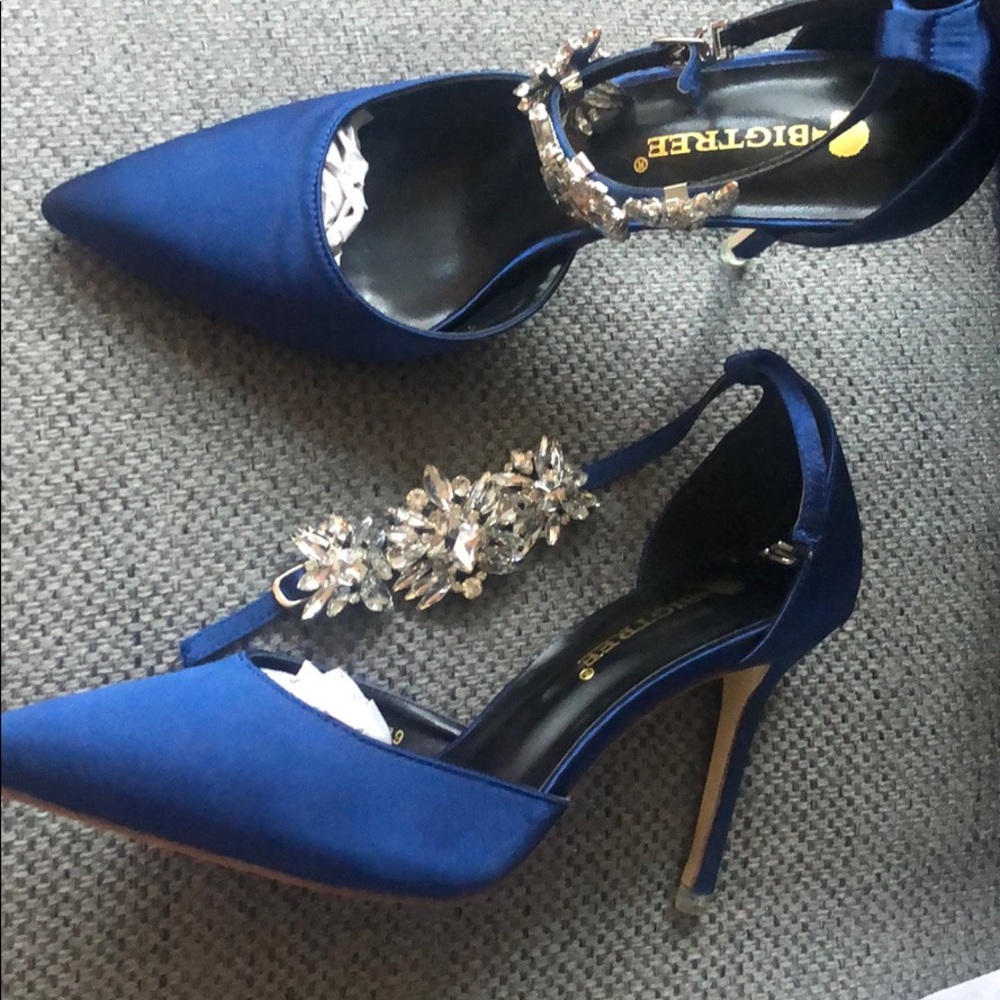 Royal blue Heels